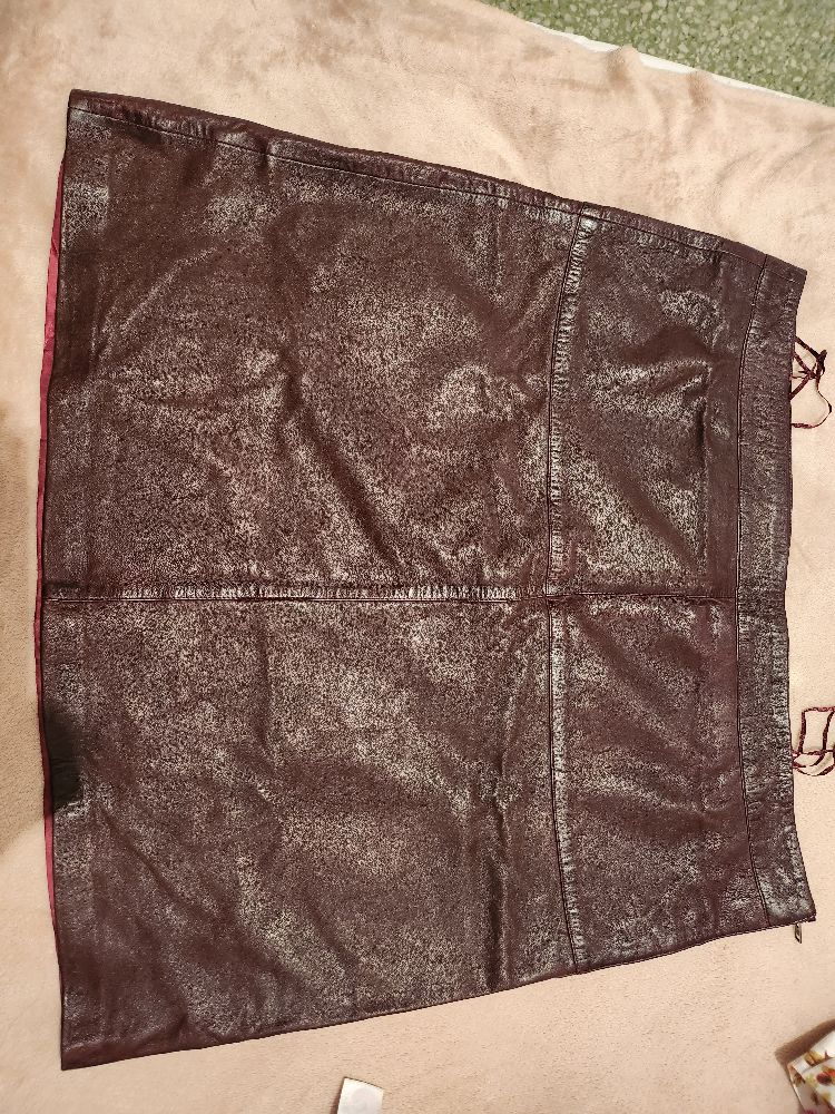Jupe vrai cuir 