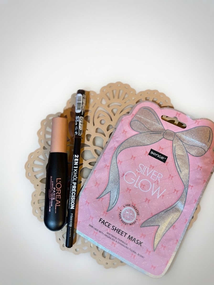 Lot de MASCARA, CRAYONS KHÔL + TAILLE CRAYON  et Masque visage