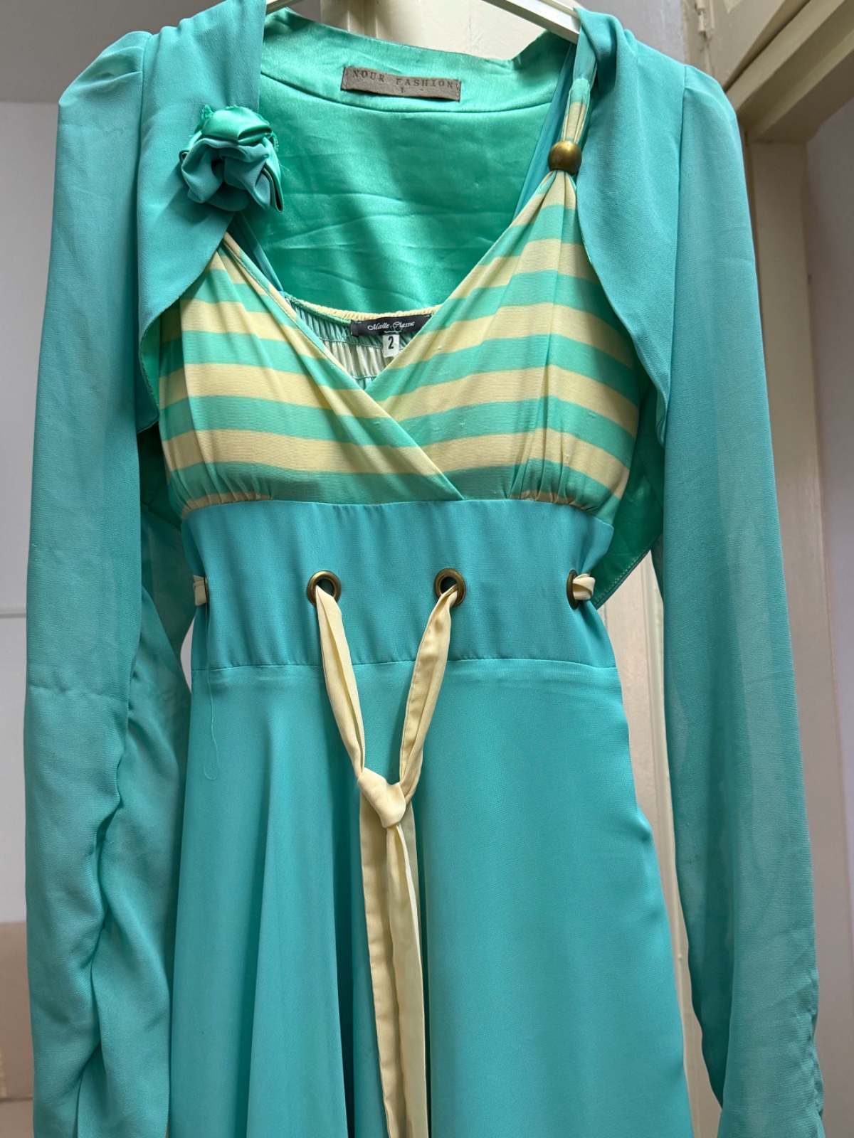 Robe bleue vert