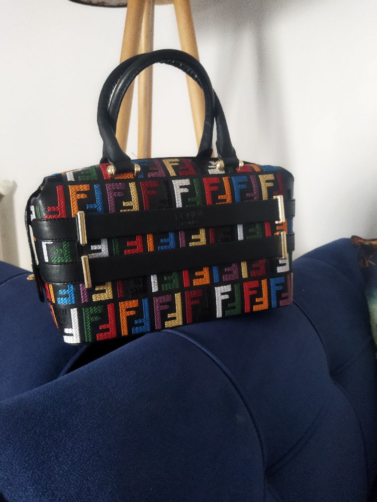 Sac FENDI ROMA✨