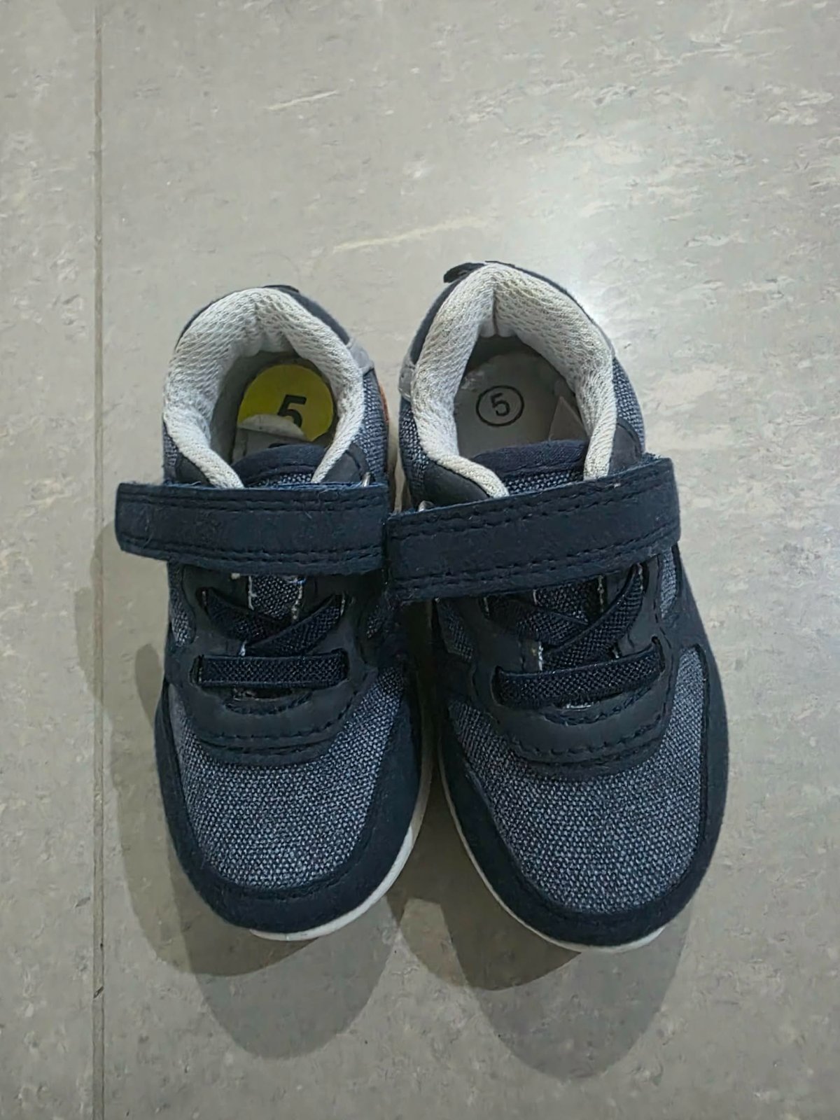 Baskets enfant