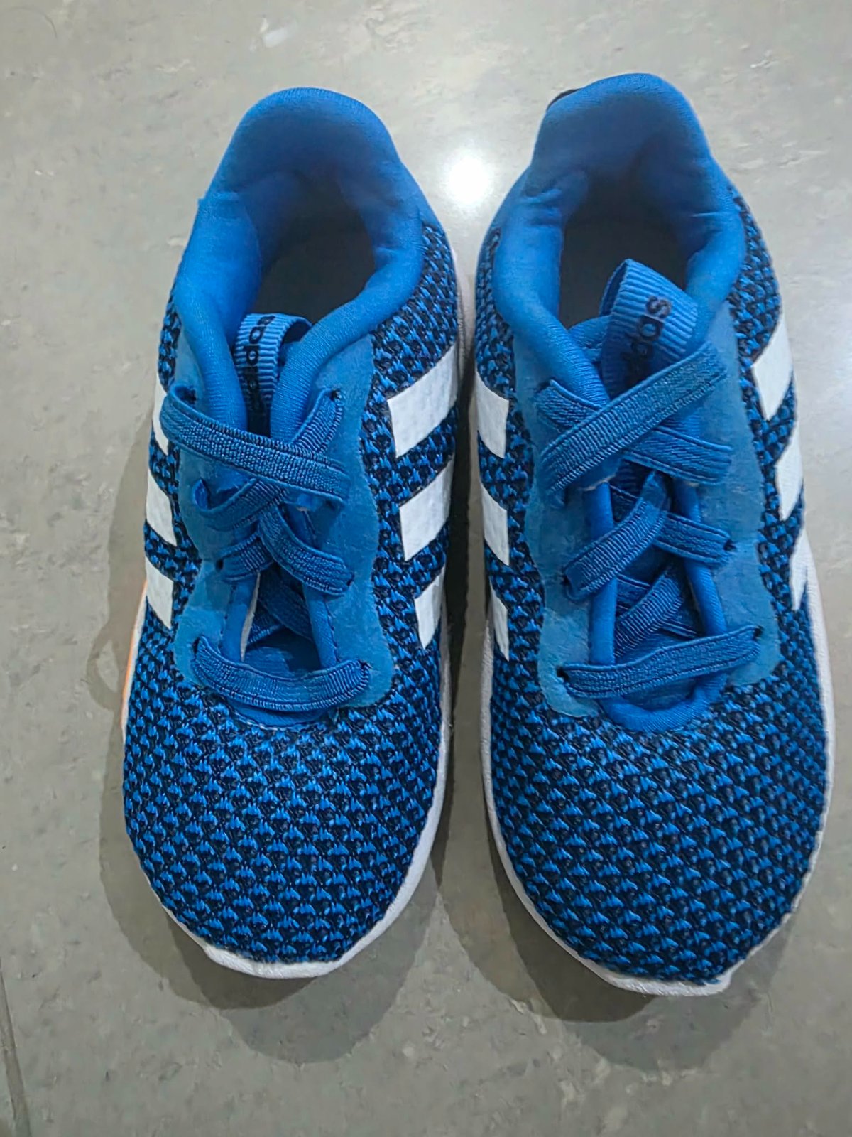 Baskets Adidas enfant