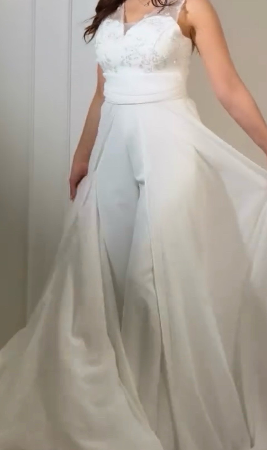 Vente robe fiancaille a 350 dt taille L
