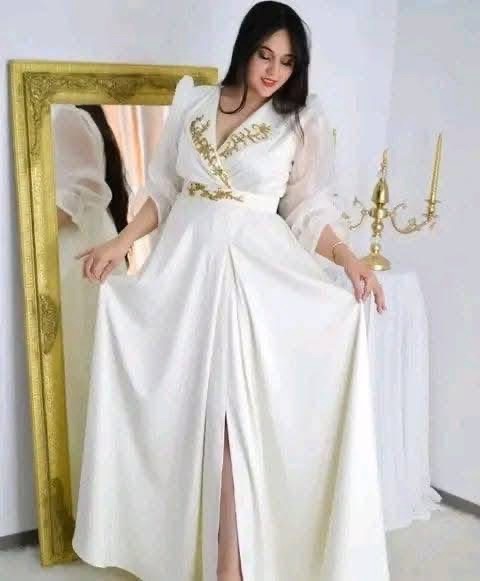 Robe fiancailles ou soiree matrouza b doré