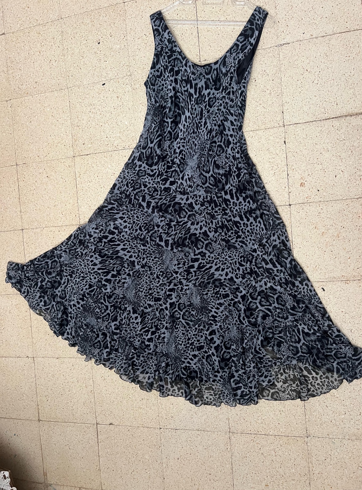 Élégante robe sans manches de la marque Jones New York 