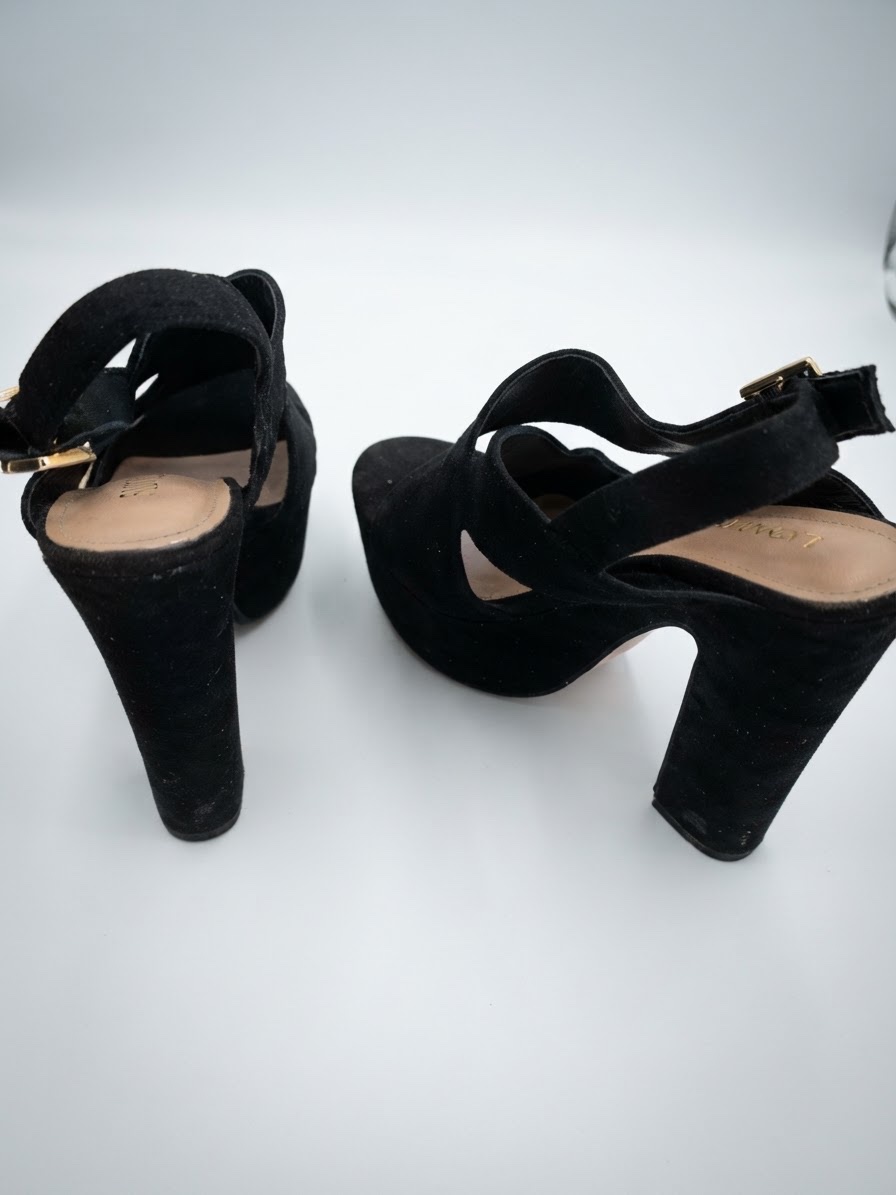 Escarpins à talons daim noires 