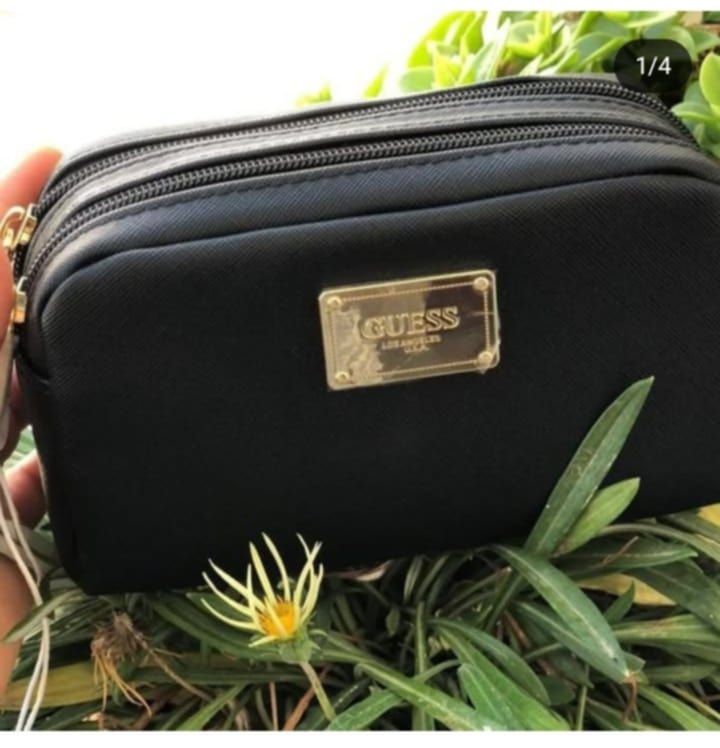 Trousse de maquillage guess