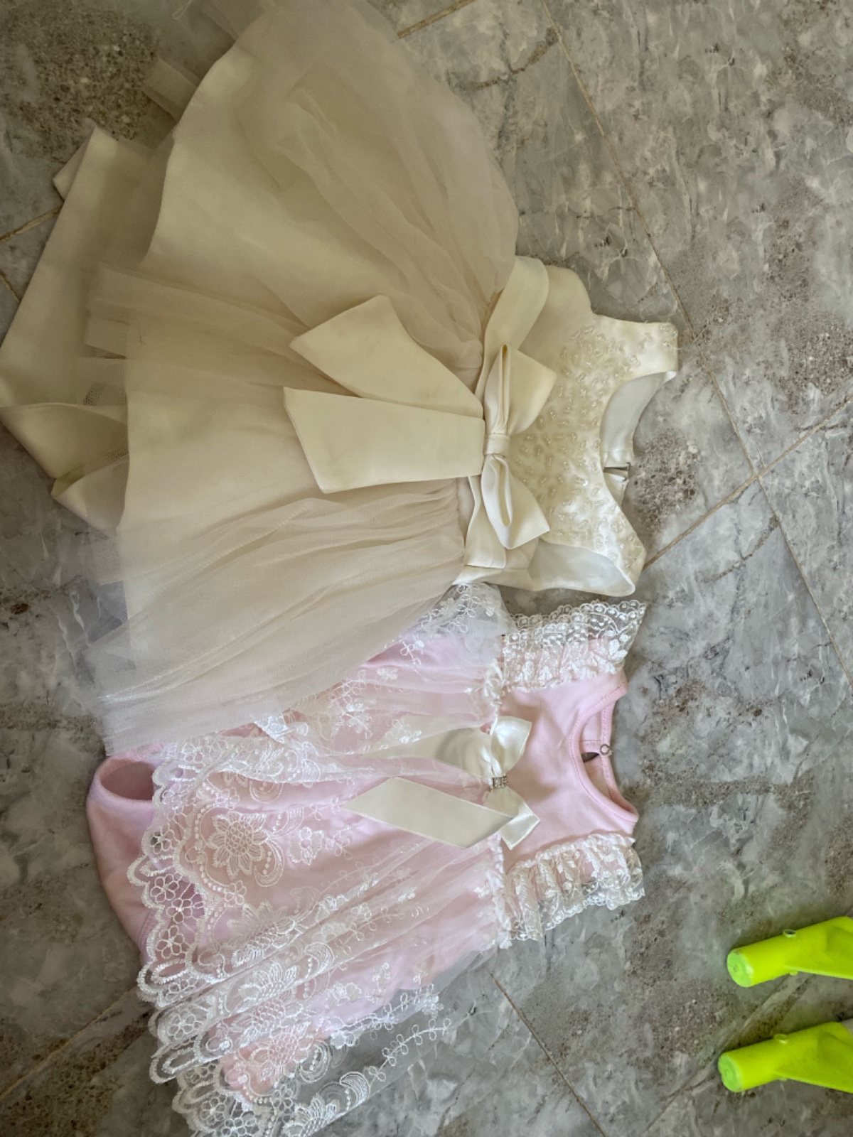 Deux robes soiree 