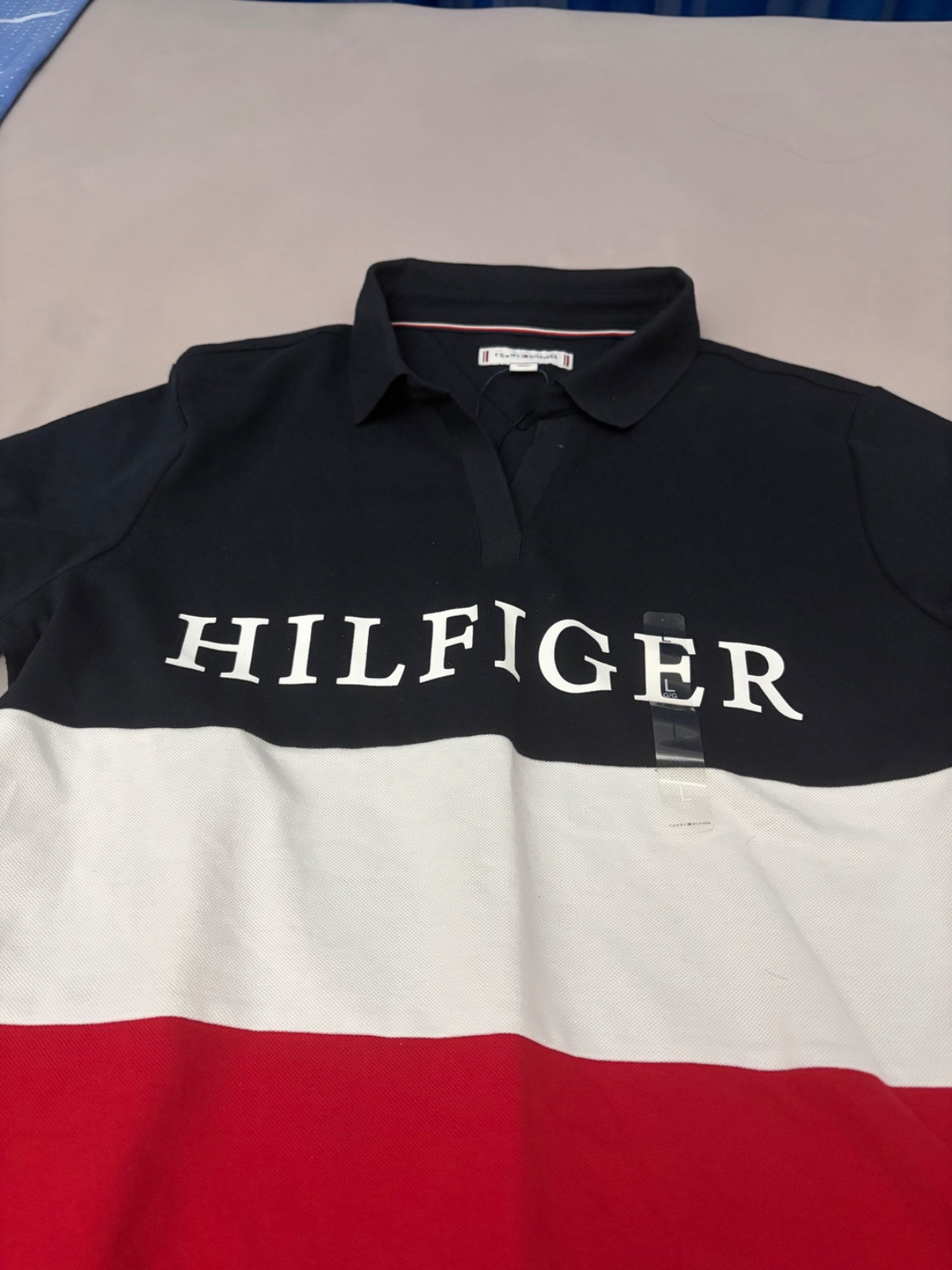 Polo Tommy Hilfiger Original Taille L – Neuf (USA)