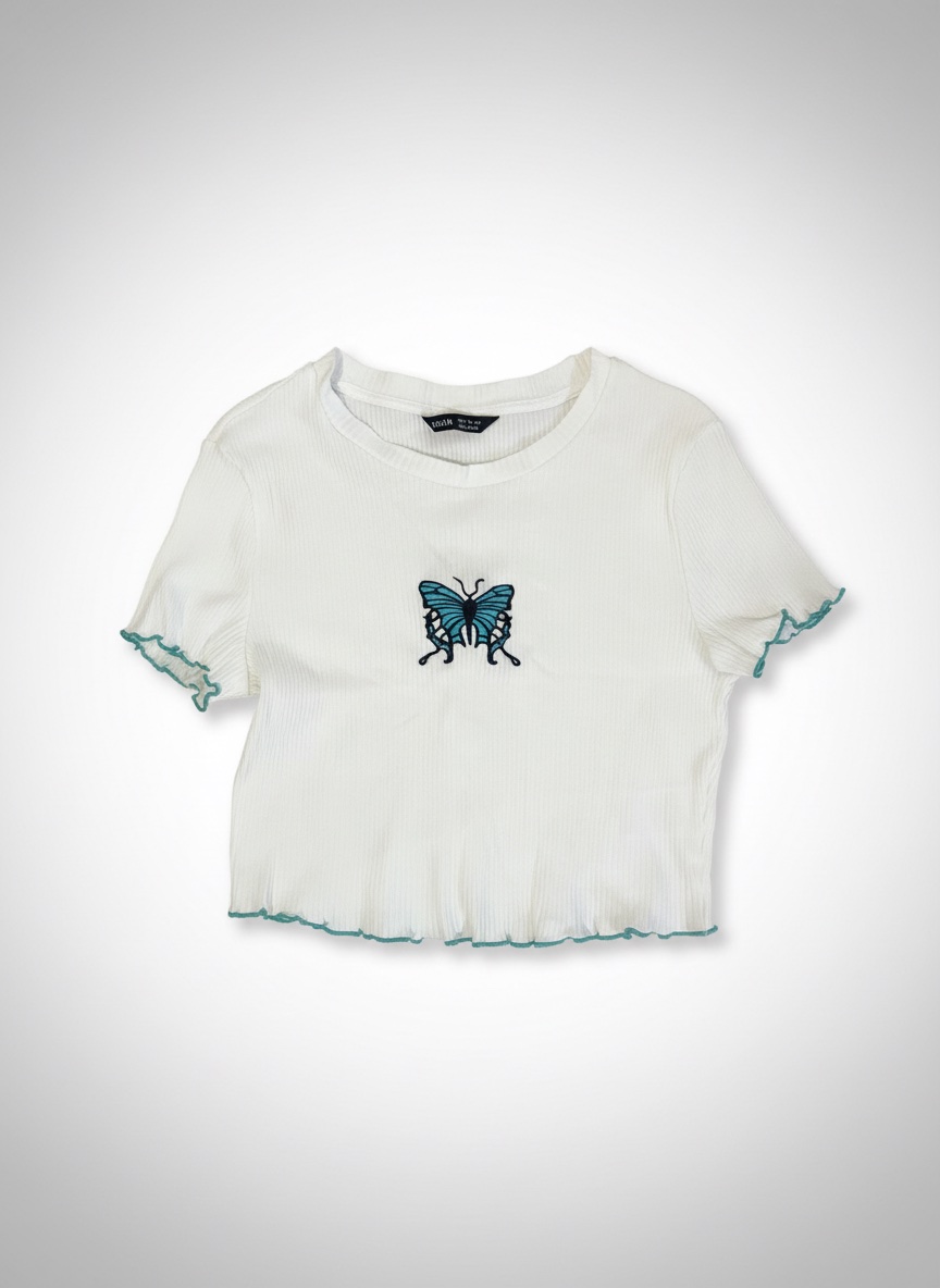 A T-shirt white with a blue butterfly