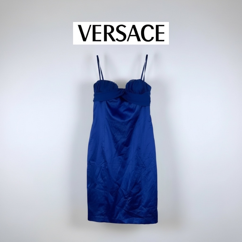 Robe en satin cocktail VERSACE 😍💙