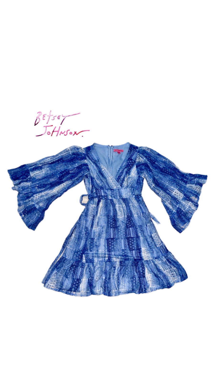 Robe Betsey Johnson broderie anglaise en blanc et bleu 