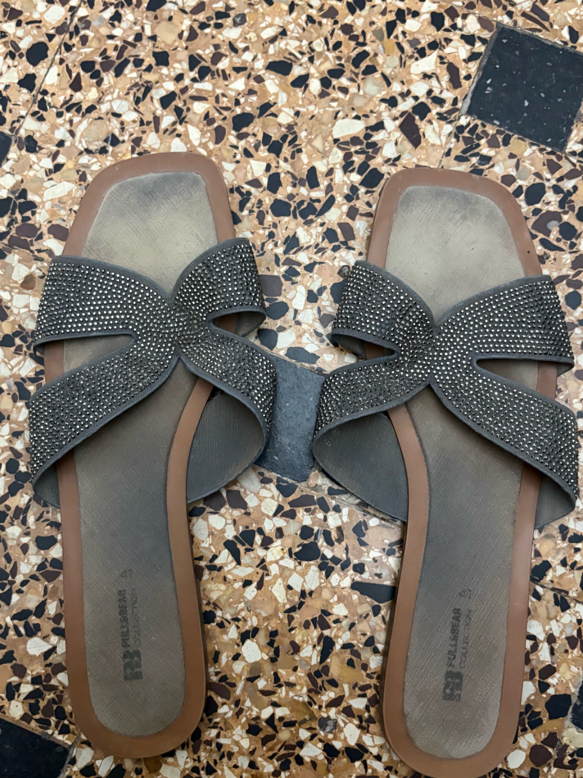 Mules Pull and Bear