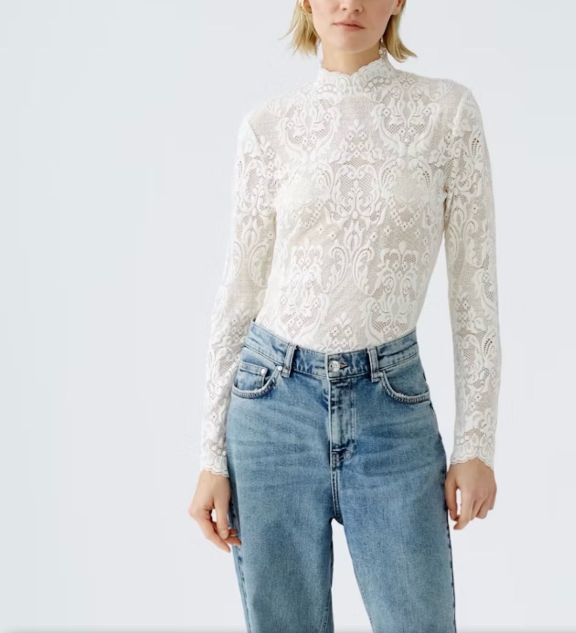 Pull en dentelle 