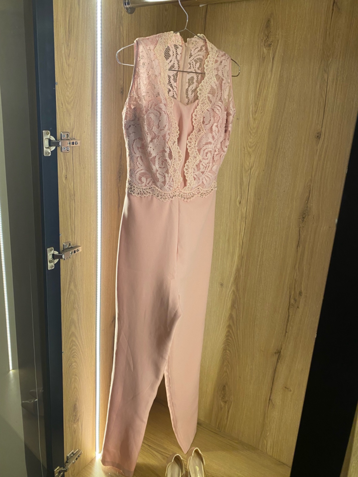 Combinaison rose bébé