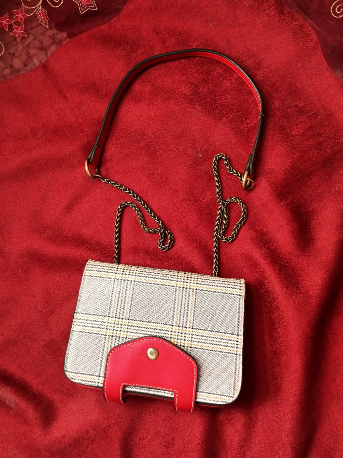 Sac à bandoulière de la marque good girl 