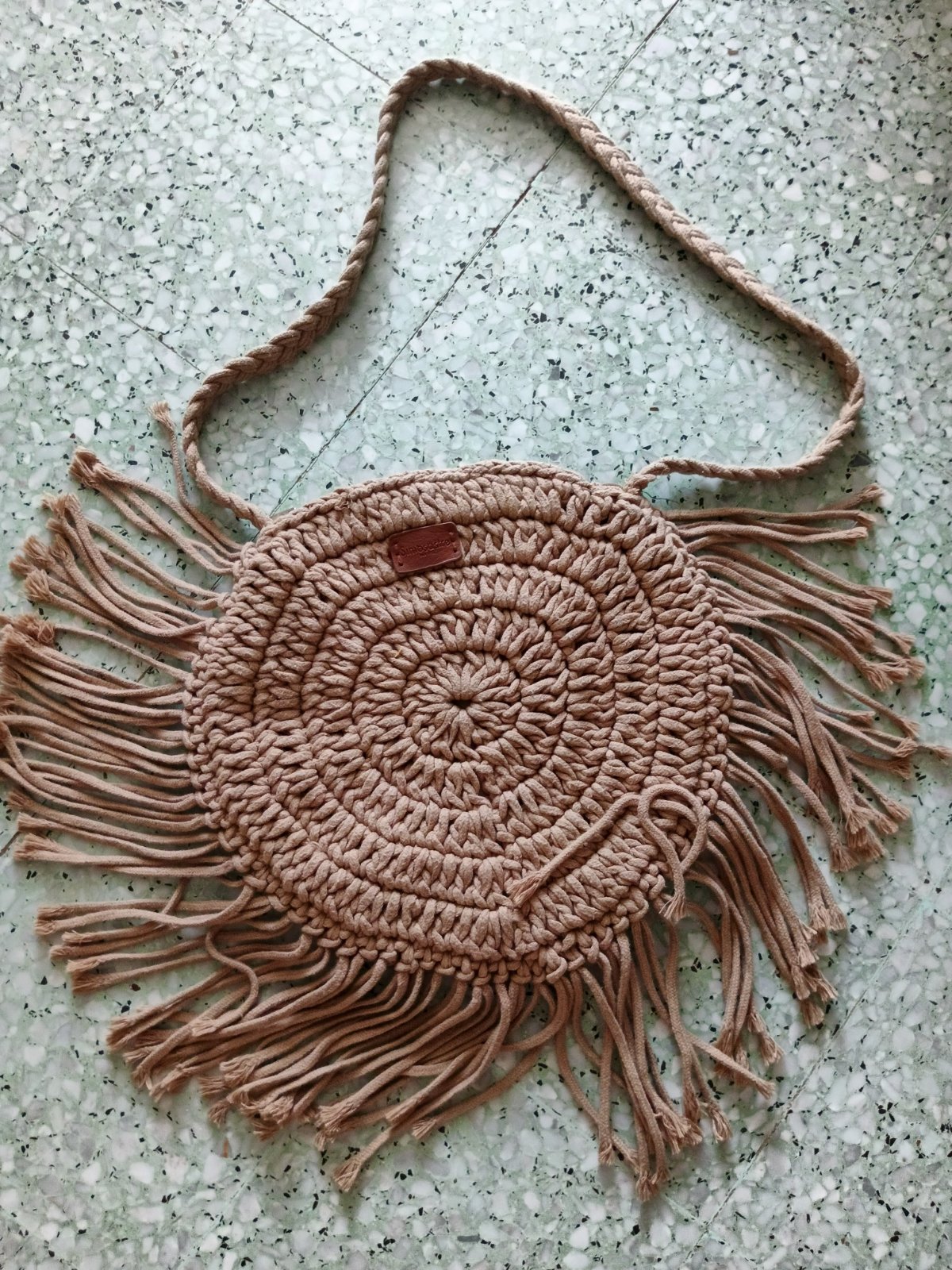 Sac bandoulière rond à Franges de la marque simosastra