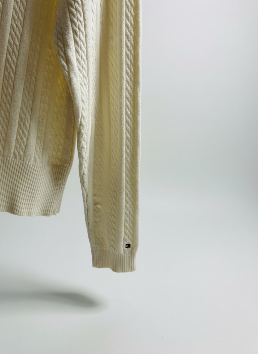 Pull tommy Hilfiger état neuf