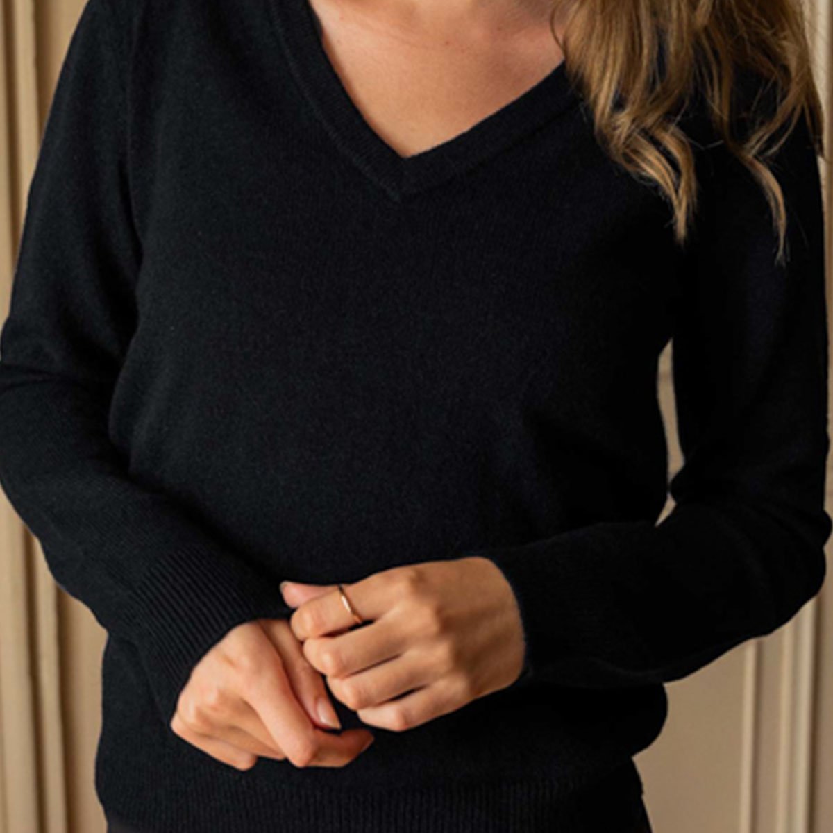 Pull col V zara 