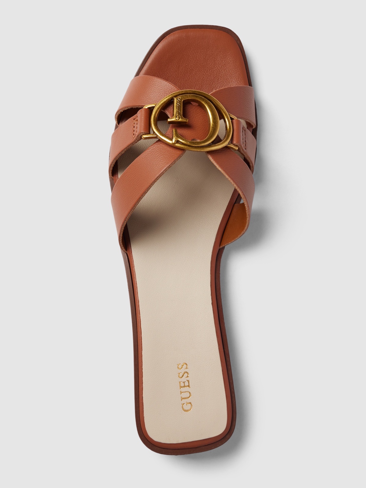 Claquette guess 38