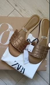 Claquette zara