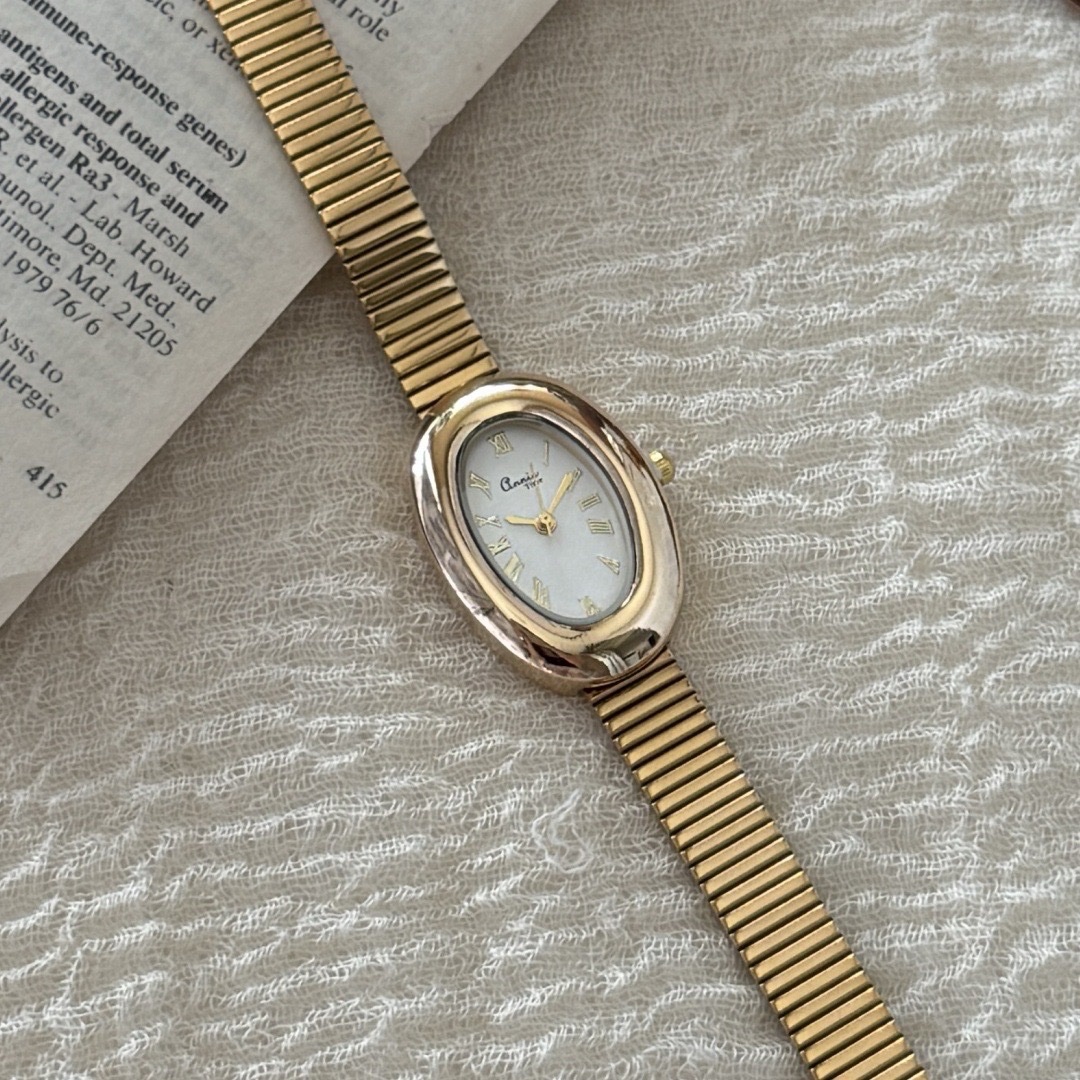 Montre doré shein tres chic