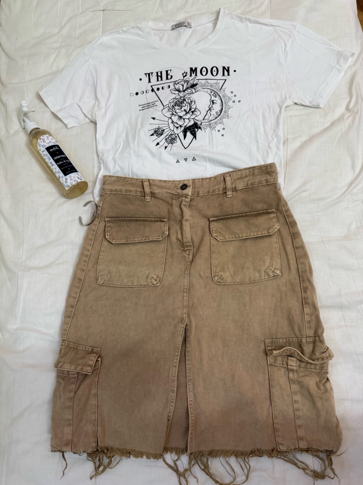 Lot jupe et t-shirt 