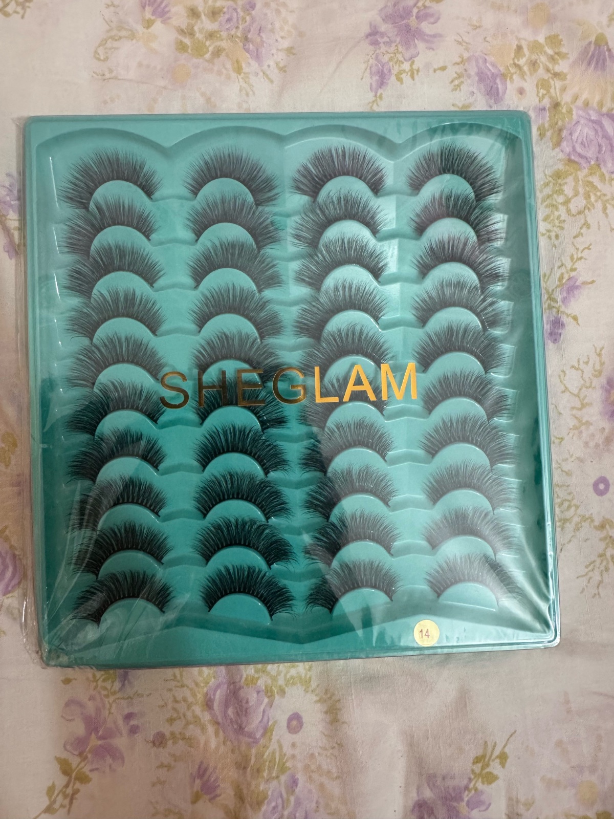 Lashes shein
