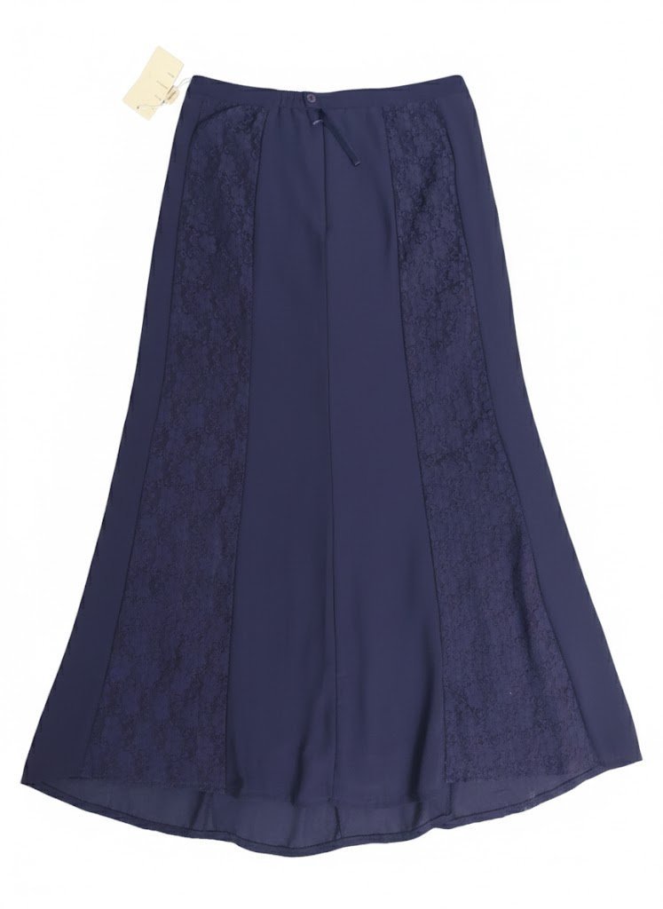 Jupe mauve avec dentelle (JAMAIS PORTÉ) 