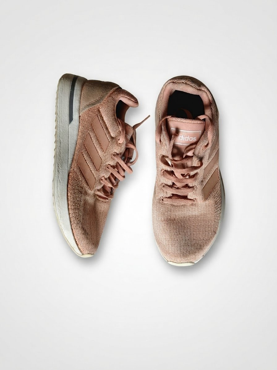 Chaussure de sport Adidas 