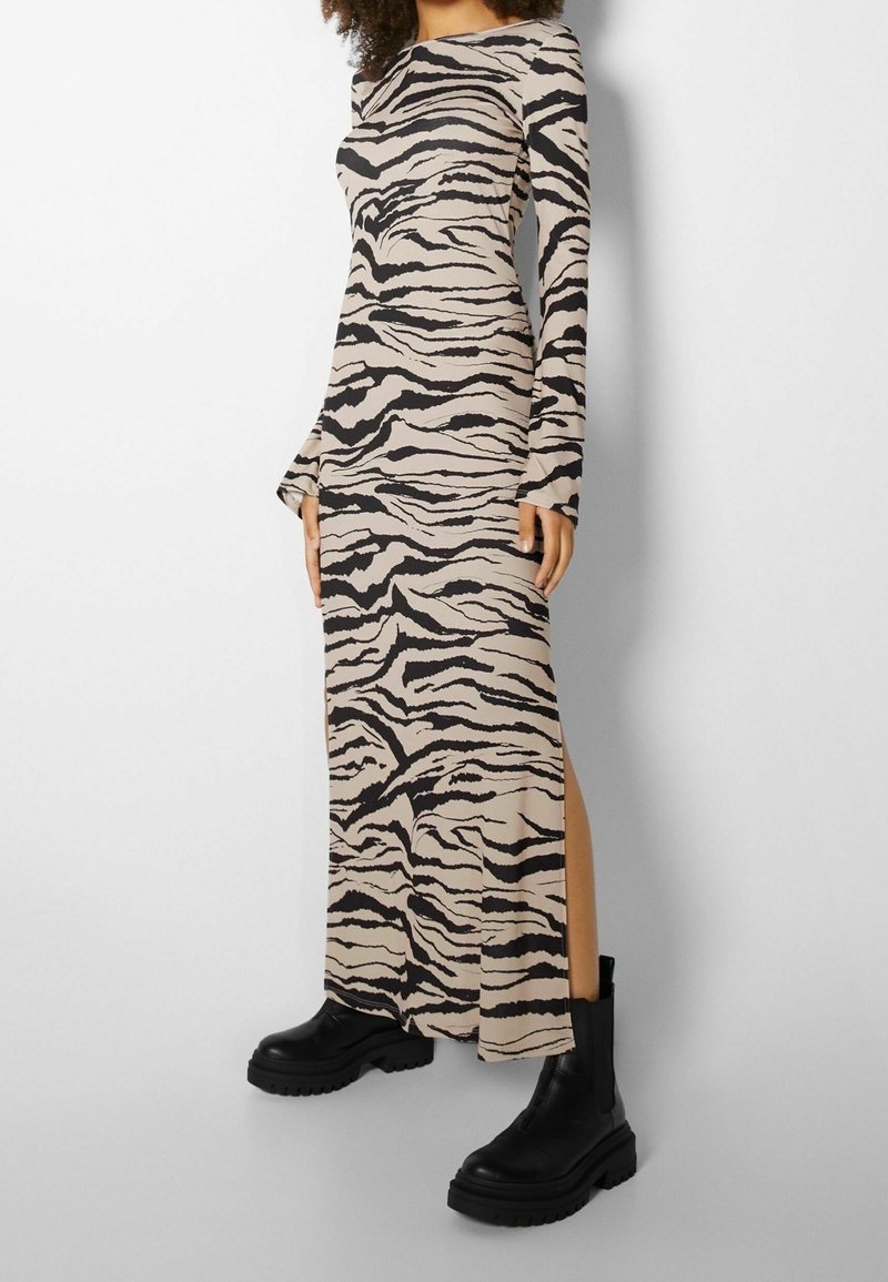 Bershka robe