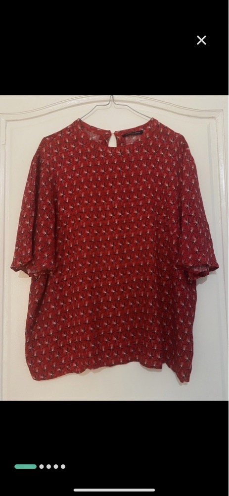 blouse en rouge