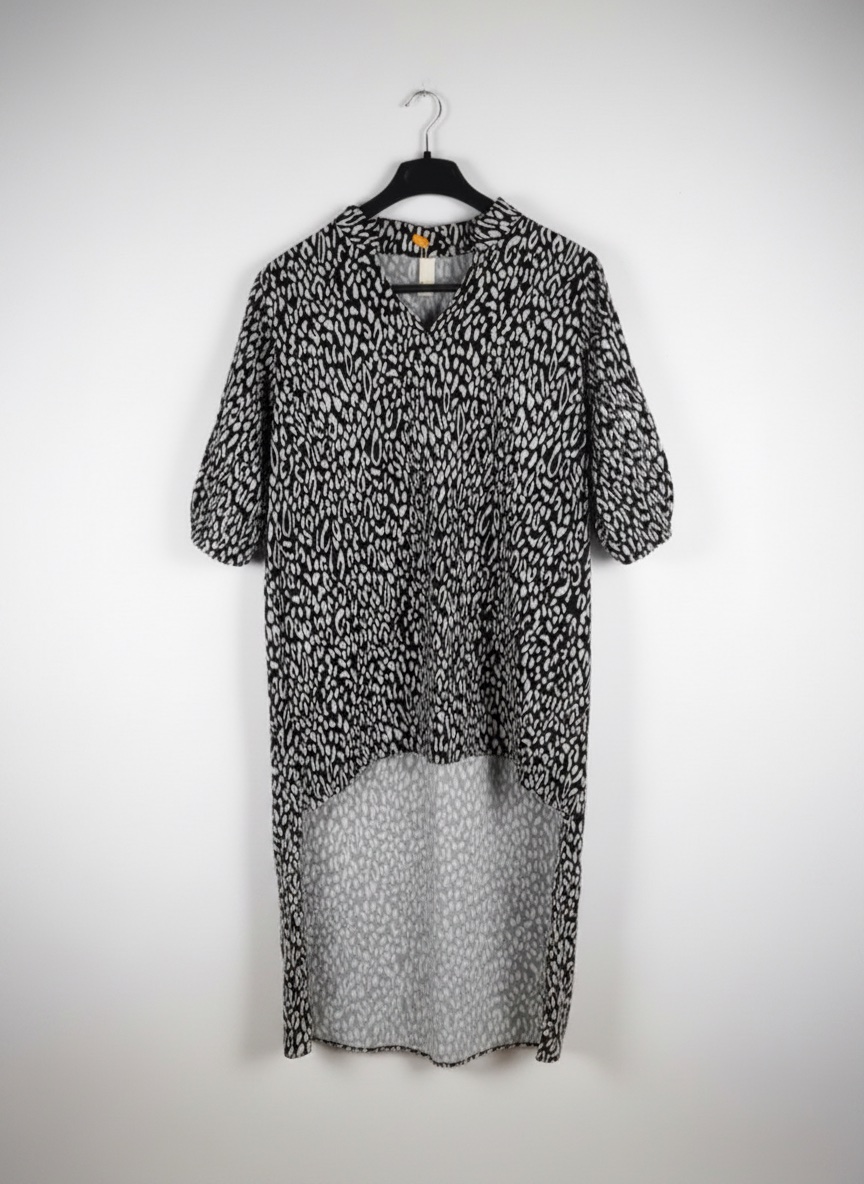 Robe  manche trois quart jamais portè
