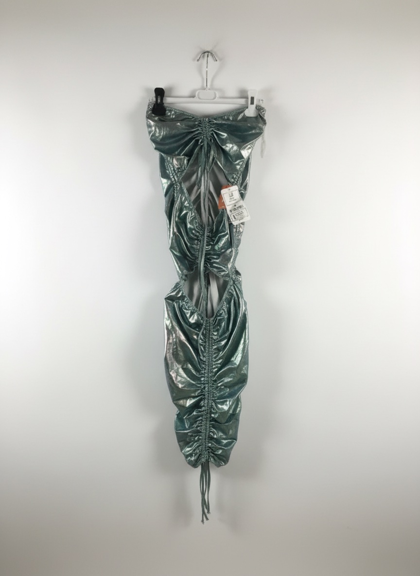 Robe très chic neuve jamais portè avec etiquette