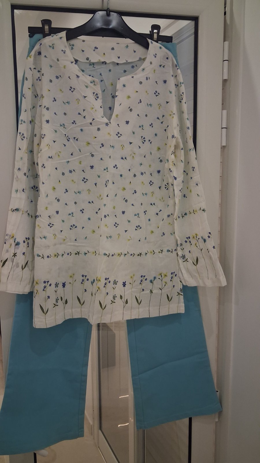 Tenue pantalon et liquette 