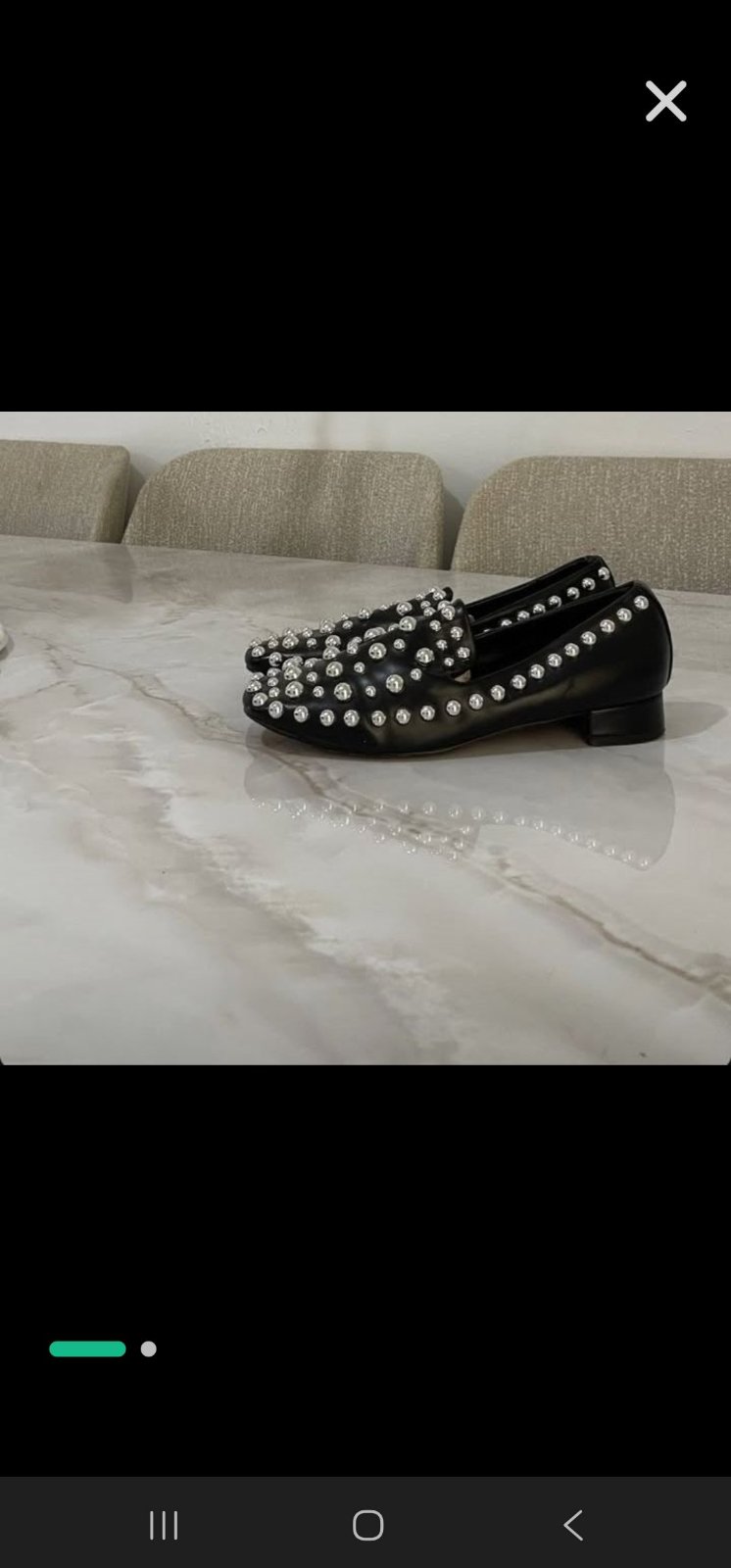 Chaussures en cuir noir — Strass clous