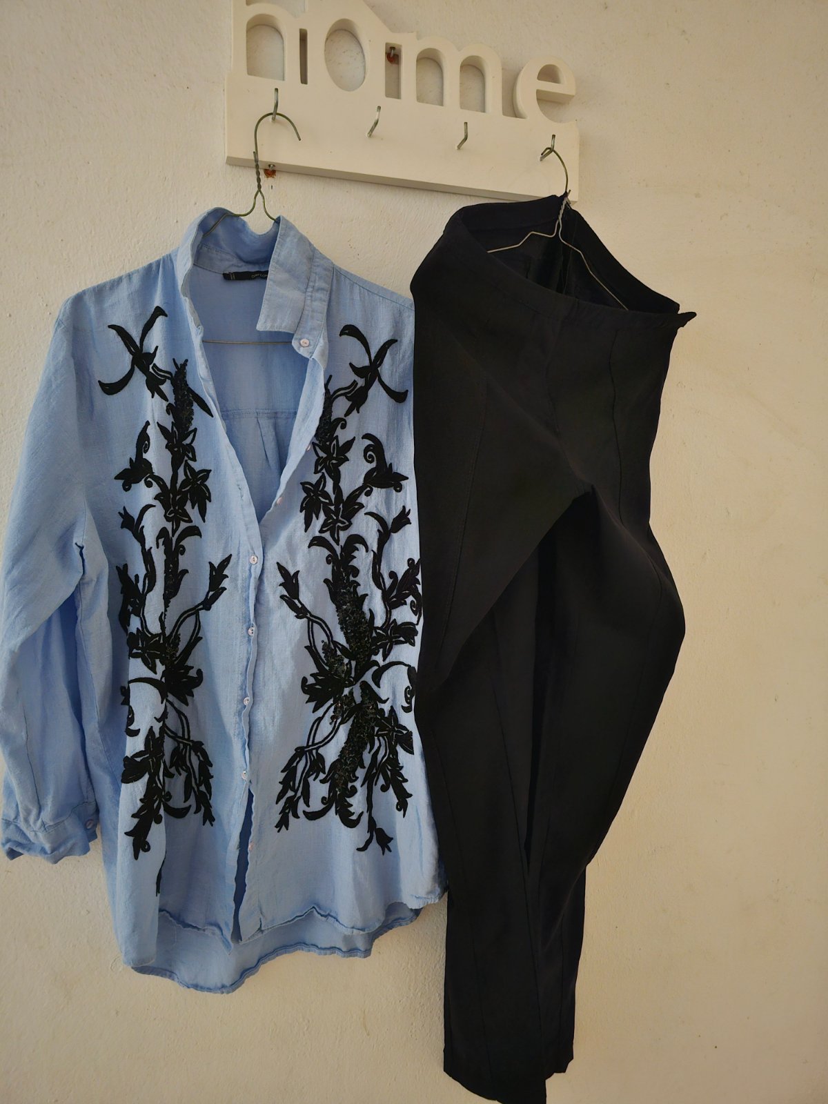💙🖤 À VENDRE – ENSEMBLE CHIC BLEU & NOIR 