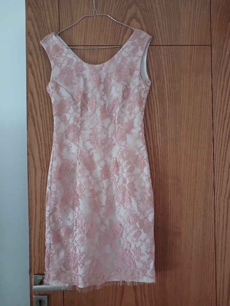 Robe en dentelle Rose 🩷🩷🩷
