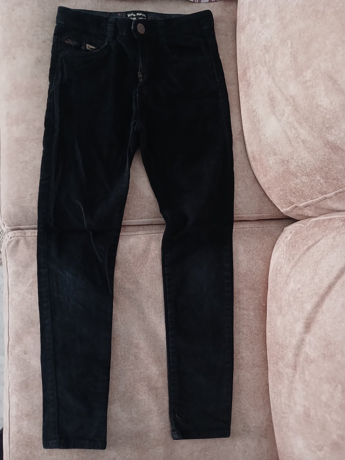 Pantalon denium casual pour filles 👧  7/8 ans 💫🌹💫