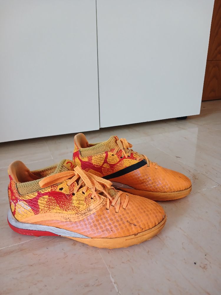🤎🏃‍➡️⚽️ baskets de football ⚽️ demi crampons pointures 37 ⚽️🏃🤎