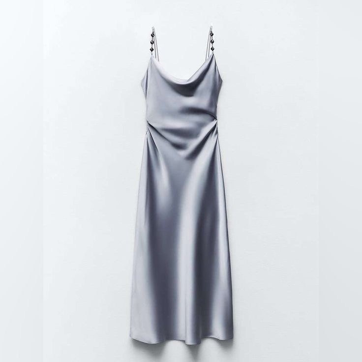 Robe satin Zara 