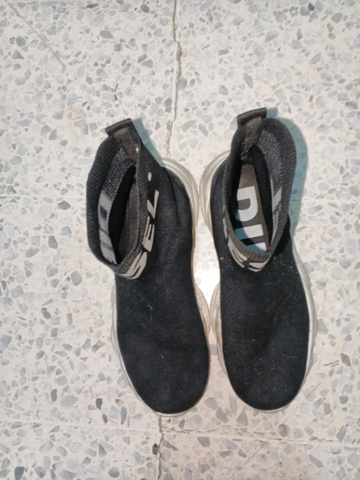 Des chaussures diesel unisex 