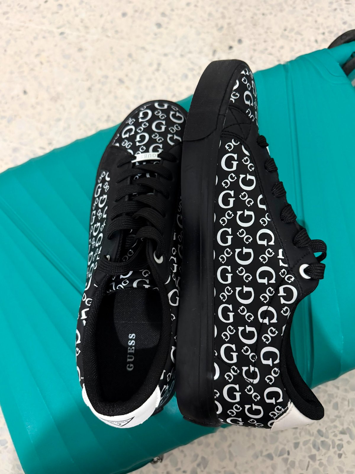 Guess unisex