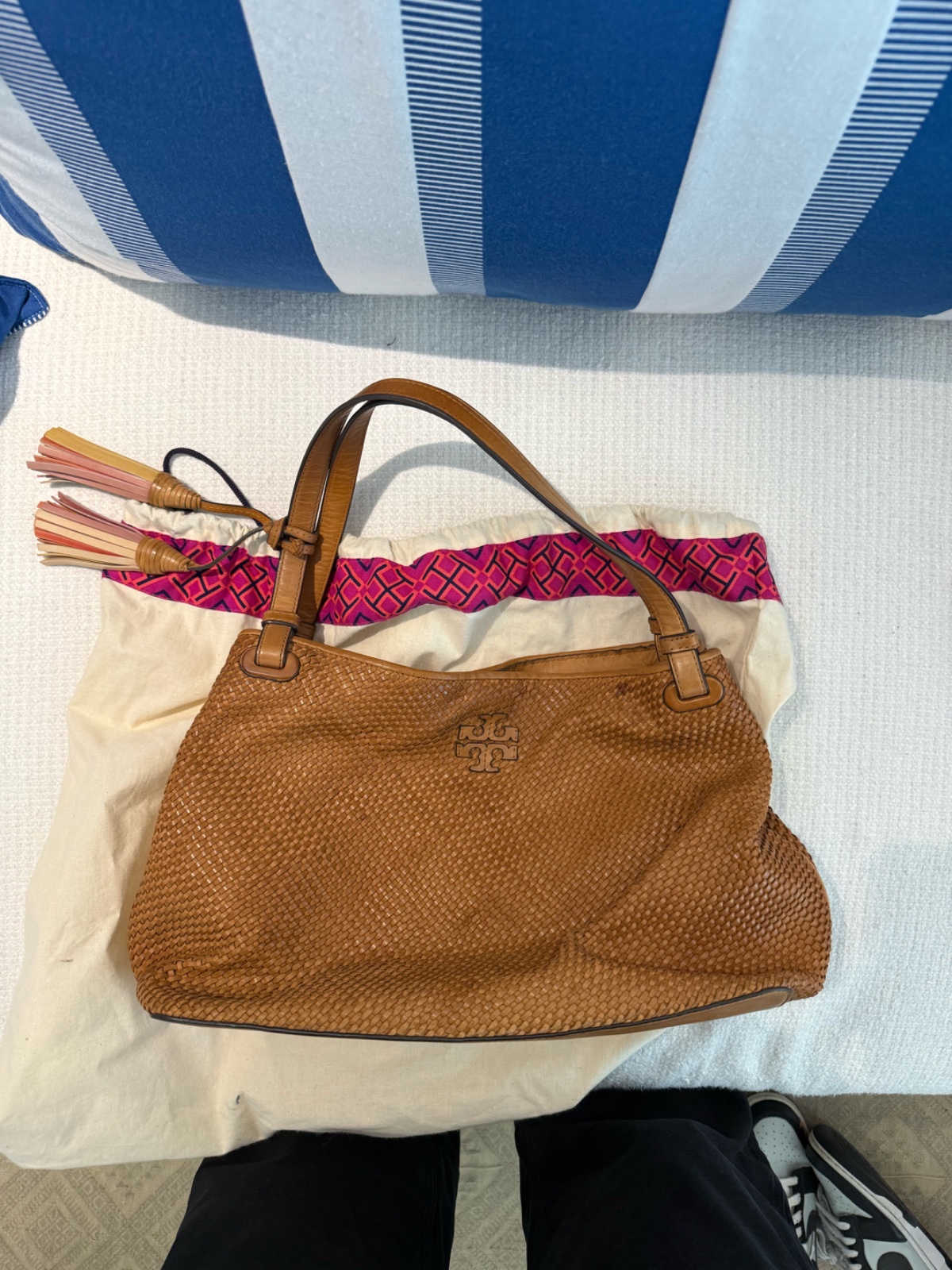 Sac Tory Burch Thea woven handbag