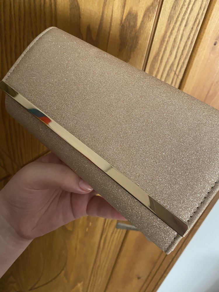 Pochette soiré en dore 