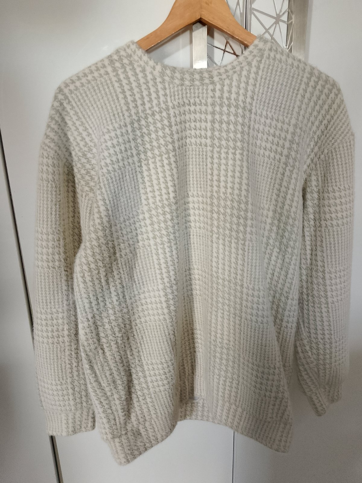 Pull M / L Polaire 7nin blanc sale et kaki 