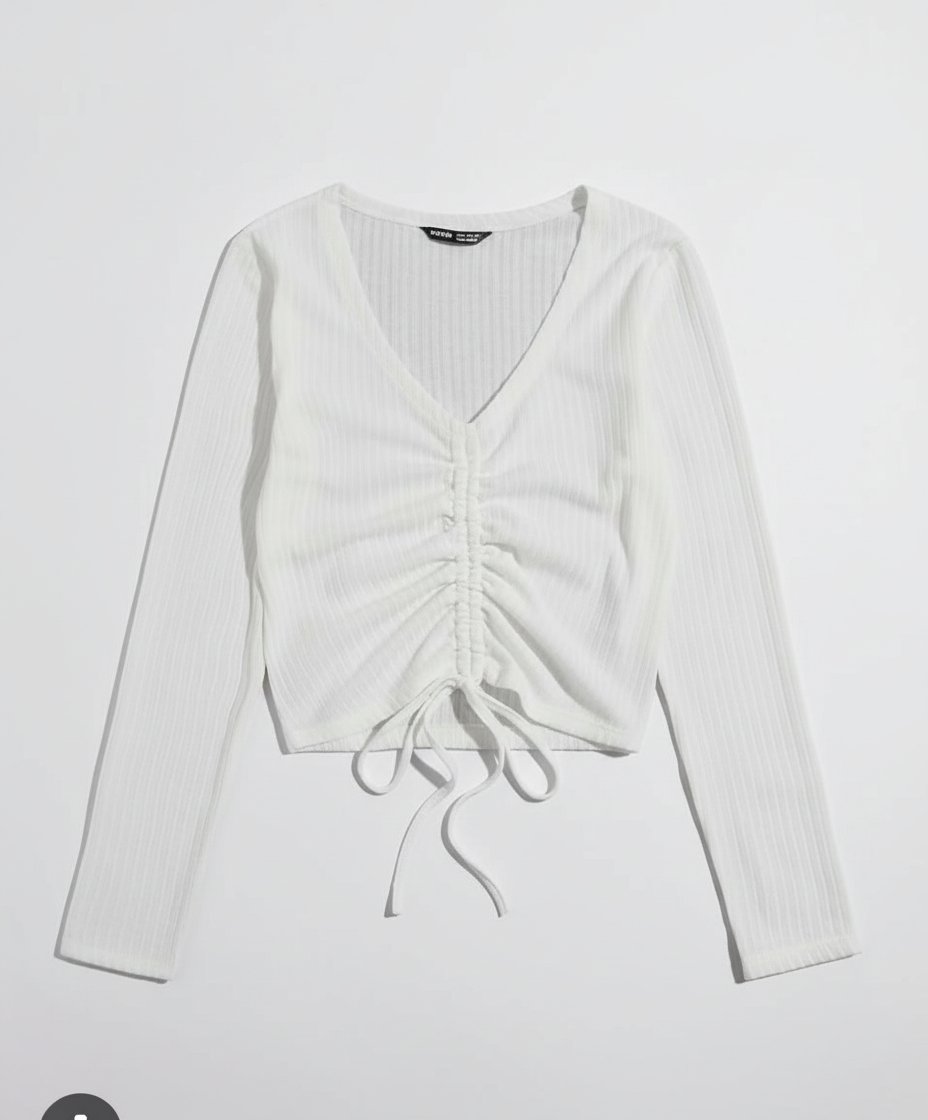 Pull blanc très chic✨💖