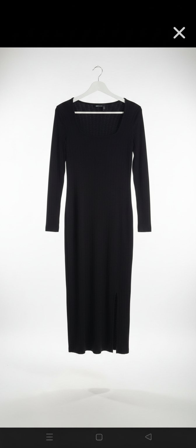 Robe moulante avec fente et fente manches