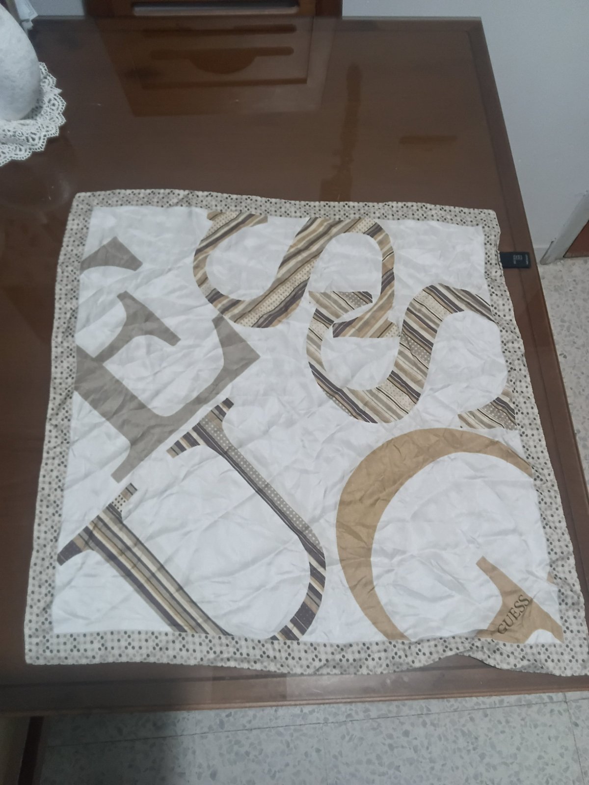 Foulard cartier guess