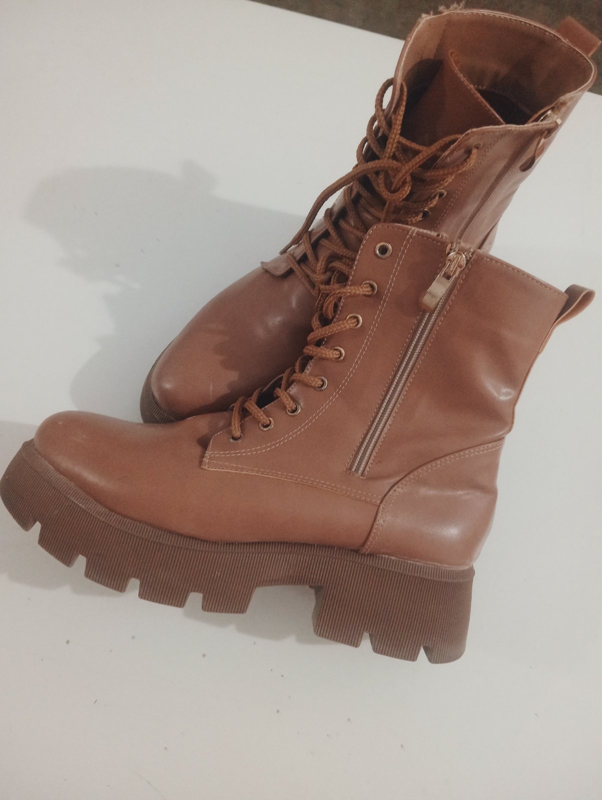 Boutines camel